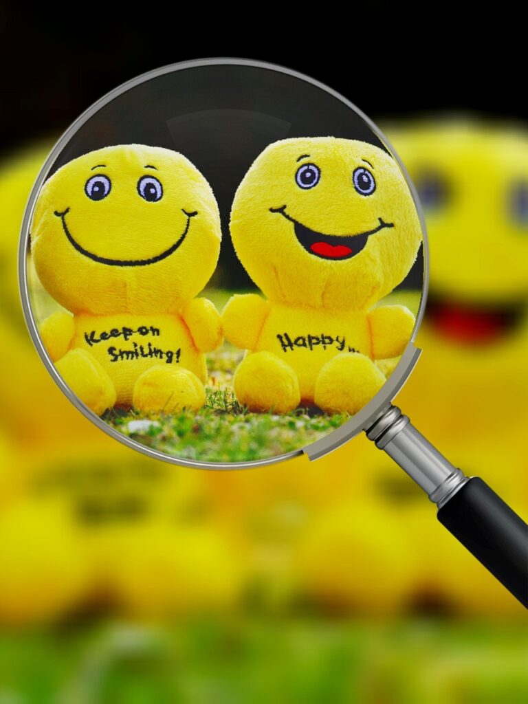 smiley, laugh, fun, emoticon, emotion, yellow, green, happy, pleasure, cute, good mood, smile, day, begin, beginning, positive, courage, life is beautiful, happiness, enjoyment of life, laugh face, happy nature, encouragement, keep smiling, funny, plush